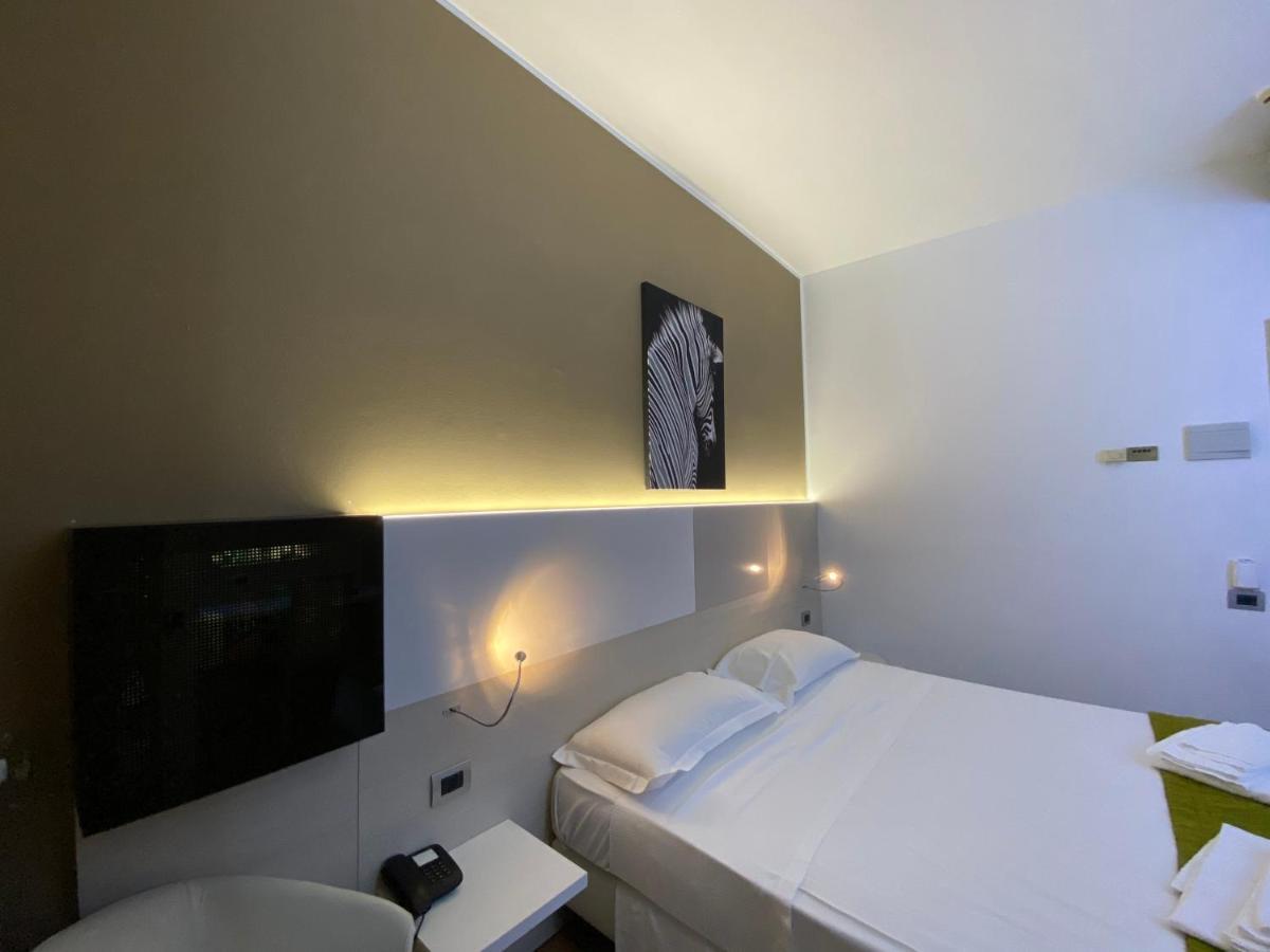 Hotel Ristorante Novara Expo Bareggio Zewnętrze zdjęcie