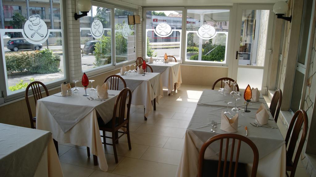 Hotel Ristorante Novara Expo Bareggio Zewnętrze zdjęcie