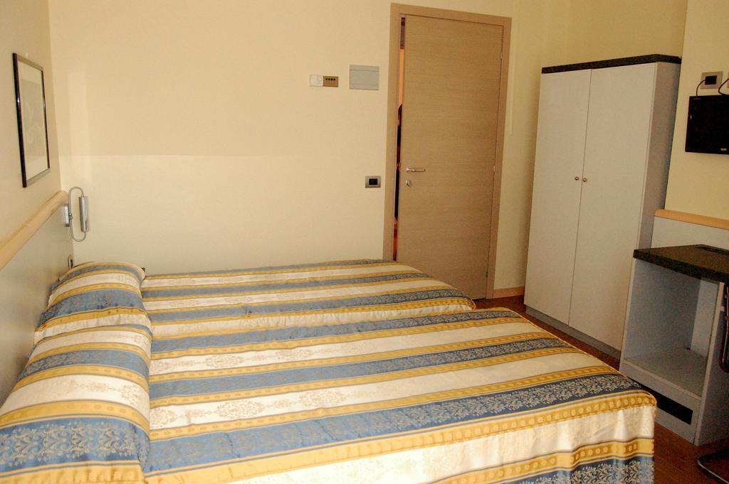 Hotel Ristorante Novara Expo Bareggio Zewnętrze zdjęcie