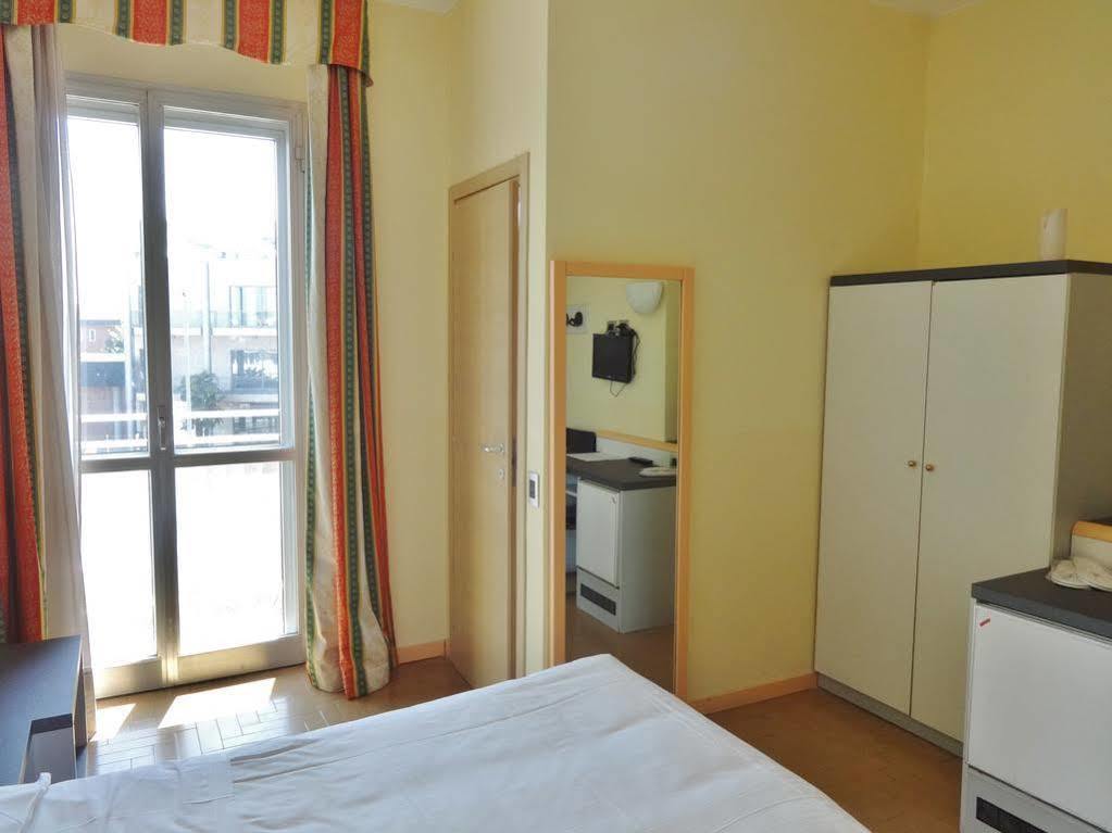 Hotel Ristorante Novara Expo Bareggio Zewnętrze zdjęcie